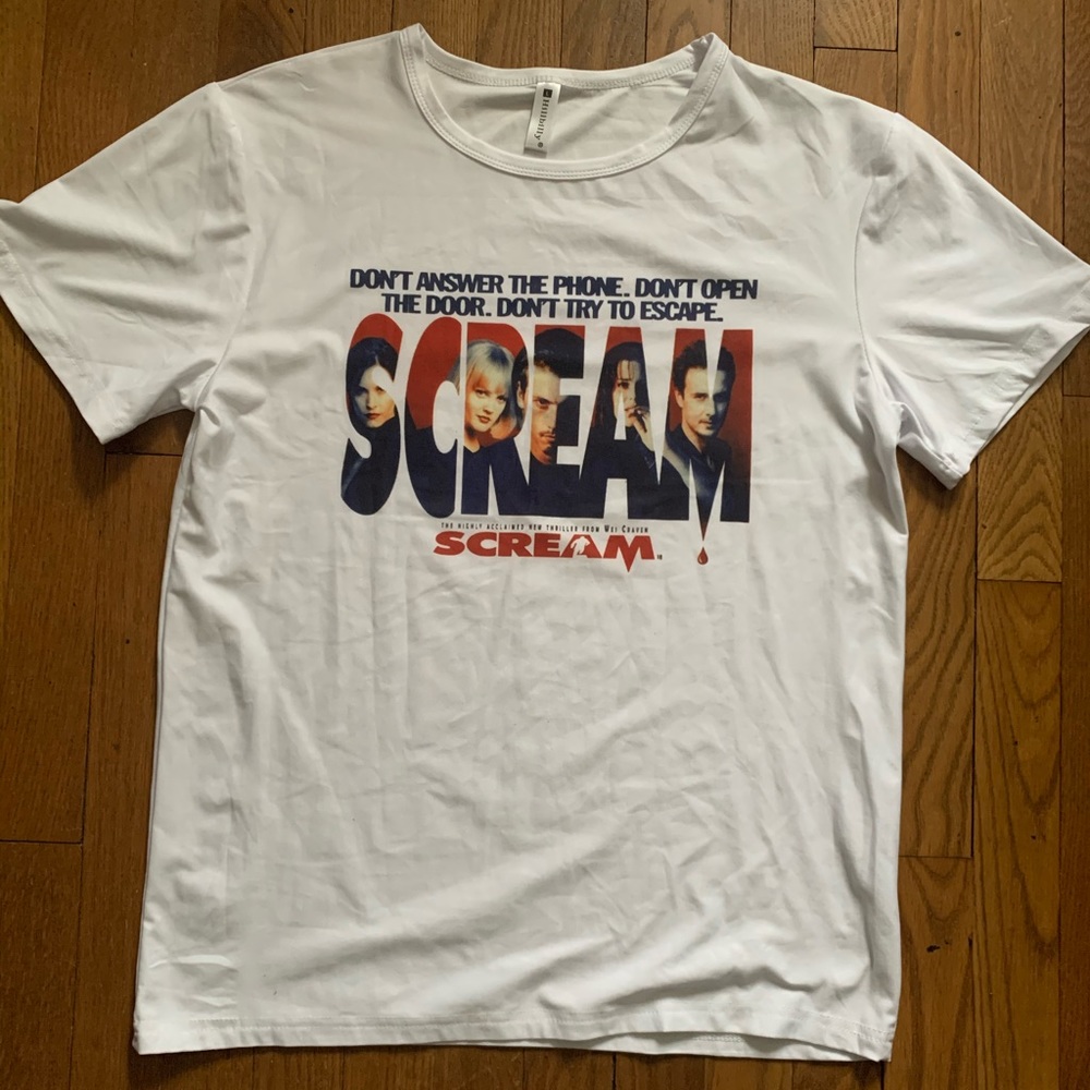Scream t-shirt size large horror